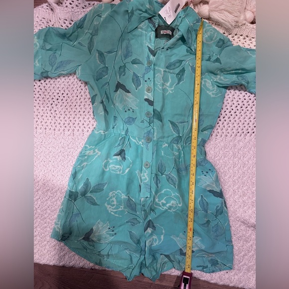 Reformation WOMENS size 0 Blue rompers Chic and Versatile - Picture 3 of 15